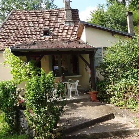 Maison De Charme A Avec Cheminee Et Jardin. *