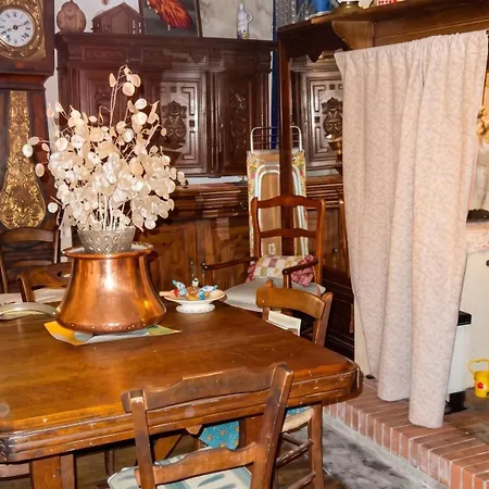 Maison De Charme A Avec Cheminee Et Jardin. *