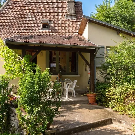 Maison De Charme A Avec Cheminee Et Jardin.
